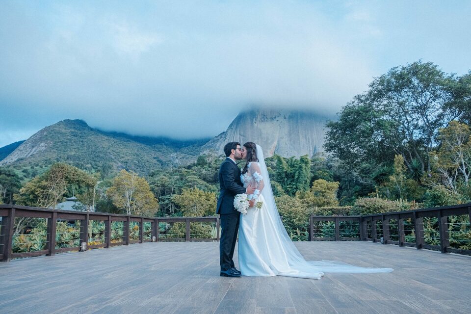 Casamento em Pedra Azul - Lais e Henrique